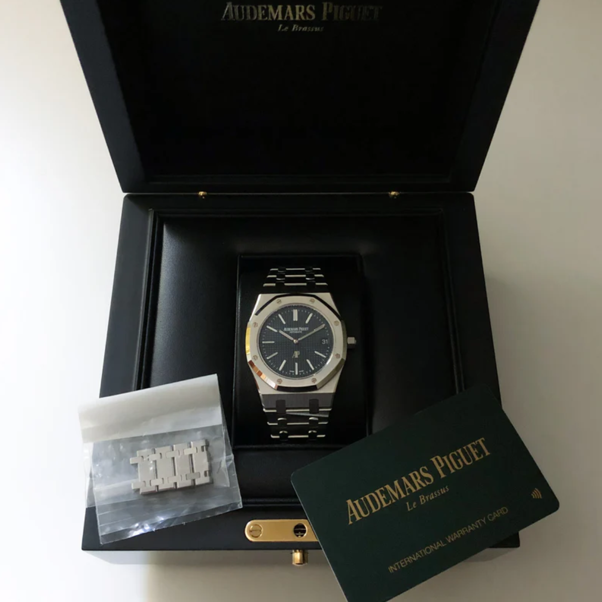 A P Royal Oak Jumbo Extra